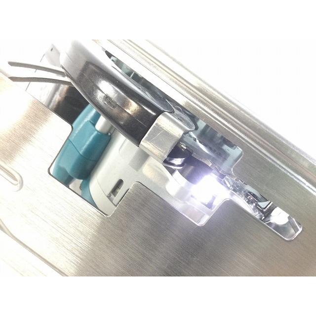 ☆未使用品☆makita マキタ 125mm 14.4V 充電式チップソーカッタ CS540DRF 3.0Ahバッテリー1個(BL1430B) 充電器(DC18RF) ケース付 60021