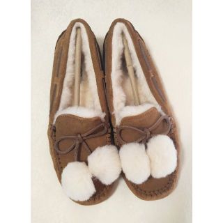アグ スリッポンの通販 7,000点以上 | UGGを買うならラクマ