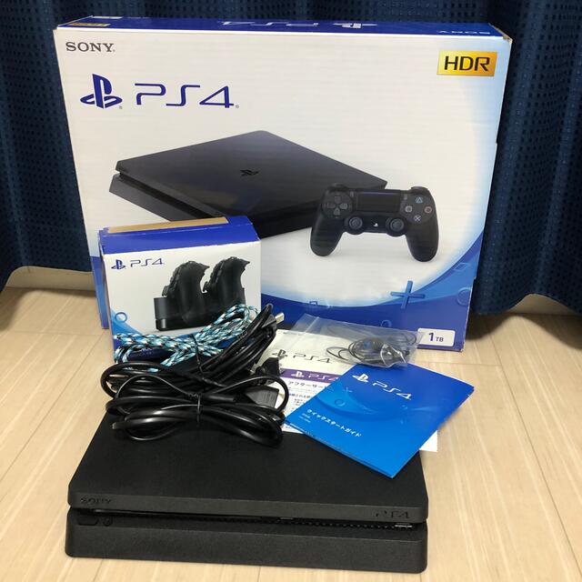 【美品】PlayStation®4(PS4)本体 1TB CUH-2200B