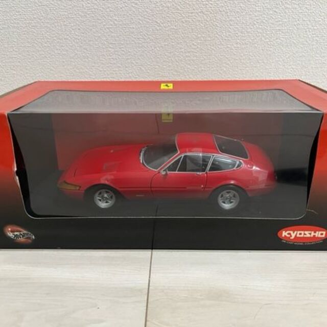 京商 1/18 フェラーリ 365GTB/4 デイトナ'71 (レッド)