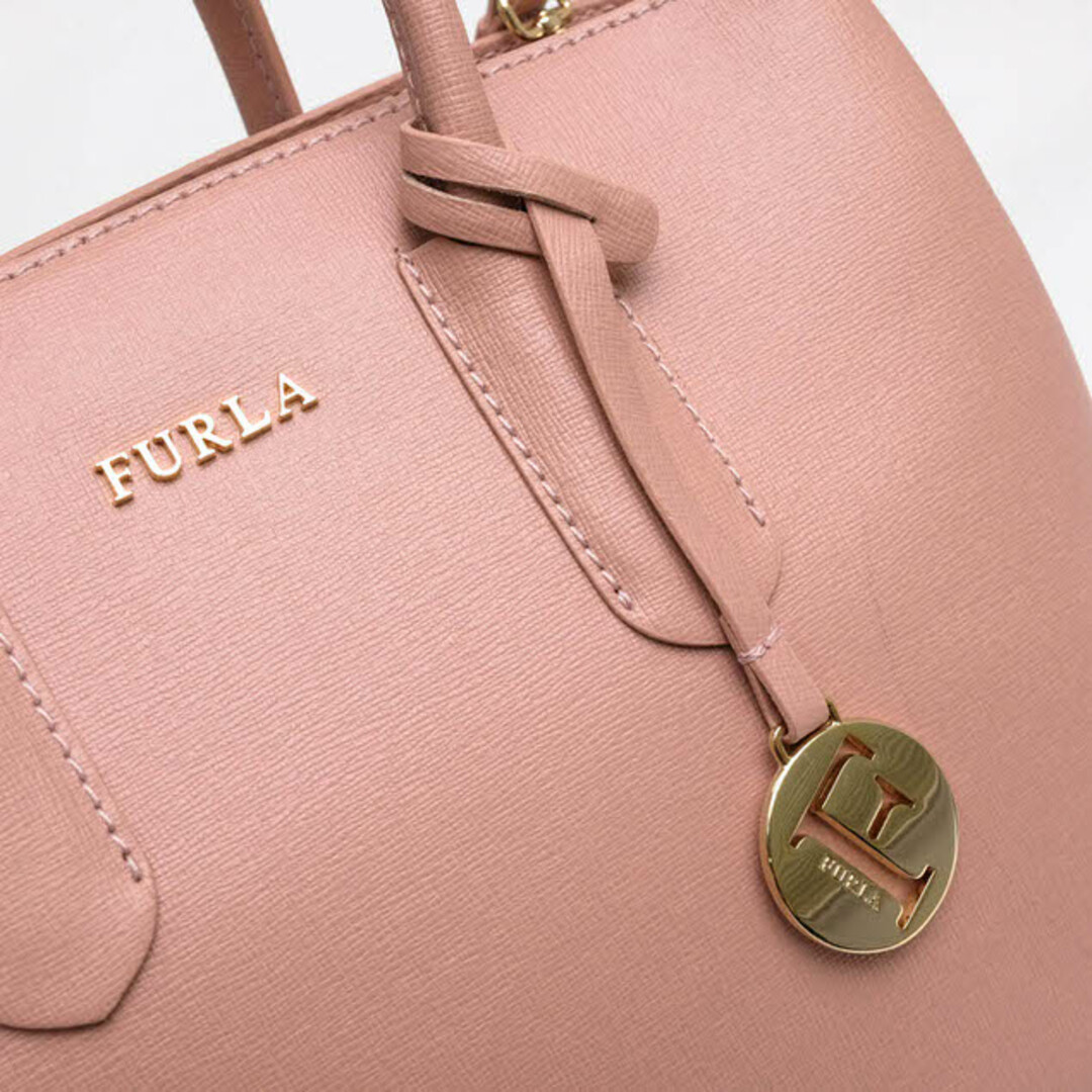 *未使用* 美品 FURLA フルラ テッサ TESSA ショルダーバッグ