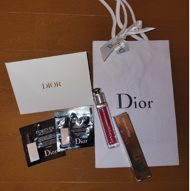 Dior(ディオール)のdior ディオール　アディクトグロス　759 diormania コスメ/美容のベースメイク/化粧品(リップグロス)の商品写真