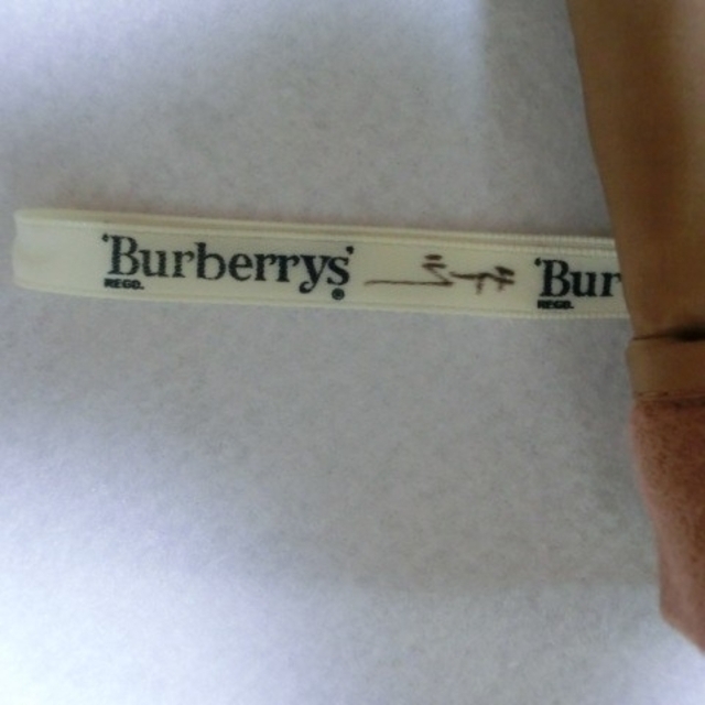 BURBERRY(バーバリー)のBURBERRYS バーバリー　スカートスーツ レディースのフォーマル/ドレス(スーツ)の商品写真