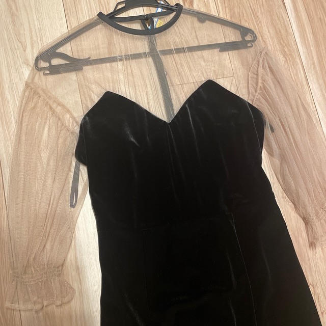 Ameri VINTAGE(アメリヴィンテージ)のAmeri TULLE SLEEVE TIGHT DRESS レディースのフォーマル/ドレス(ロングドレス)の商品写真