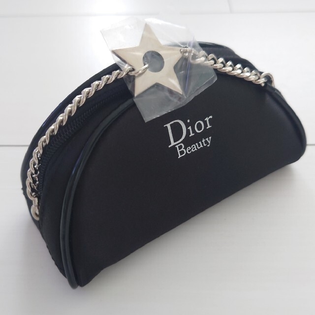 日本 Dior ノベルティ ポーチとチャーム