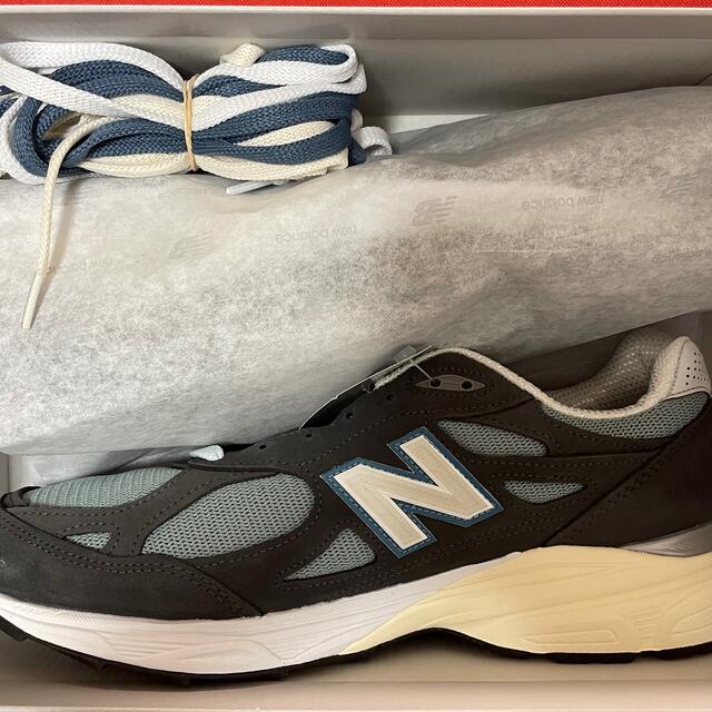 New Balance(ニューバランス)のマサ645様専用28.5cm New Balance 990V3  CL メンズの靴/シューズ(スニーカー)の商品写真