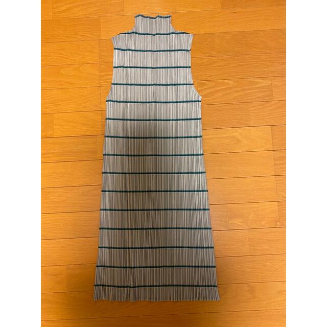 PLEATS PLEASE ISSEY MIYAKE(プリーツプリーズイッセイミヤケ)のプリーツプリーズ　チュニック レディースのトップス(チュニック)の商品写真