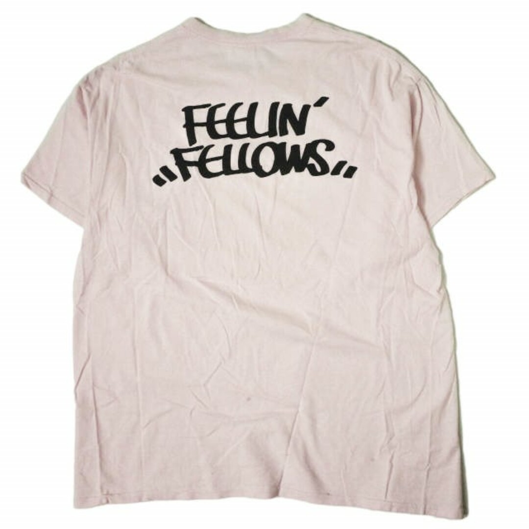 FEELIN' FELLOWS LOGO PRINT TEE ロゴプリントTシャツ XL ピンク 半袖 GILDAN トップス【中古】【FEELIN' FELLOWS】 メンズのトップス(Tシャツ/カットソー(半袖/袖なし))の商品写真