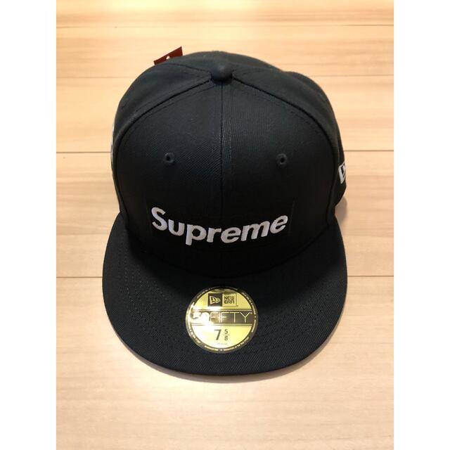 キャップシュプリーム　Money Box Logo New Era　ブラック　5/8