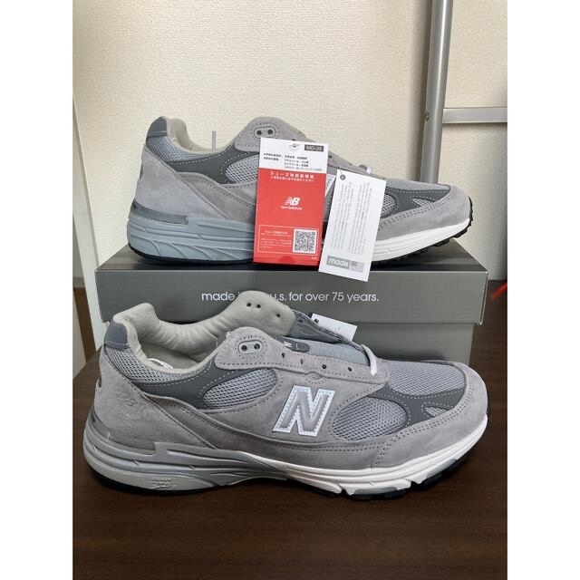 New Balance(ニューバランス)の定価出品 New Balance MR993GL 30cm 新品 ニューバランス メンズの靴/シューズ(スニーカー)の商品写真