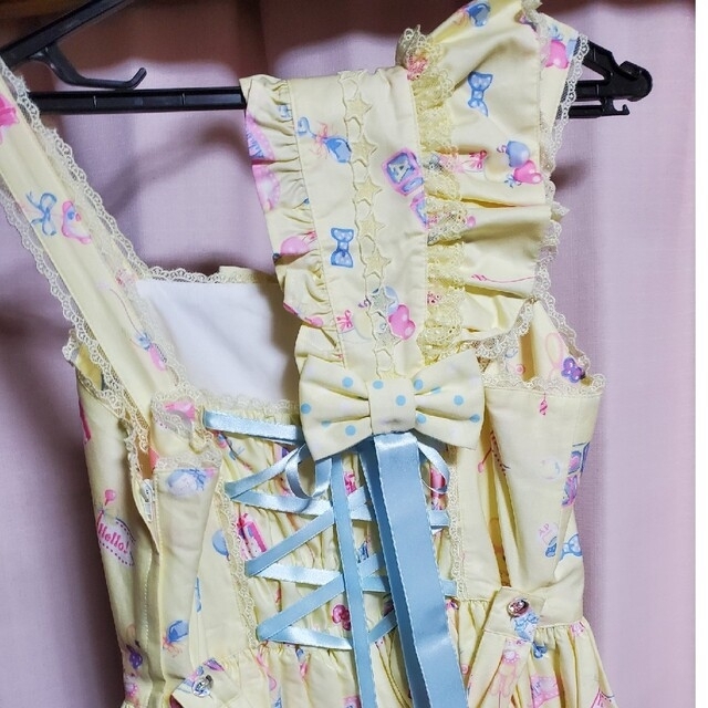 Angelic Pretty(アンジェリックプリティー)のDoreamy ベビールーム ジャンパースカート(黄色)＆ボンネット レディースのワンピース(ひざ丈ワンピース)の商品写真
