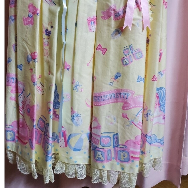 Angelic Pretty(アンジェリックプリティー)のDoreamy ベビールーム ジャンパースカート(黄色)＆ボンネット レディースのワンピース(ひざ丈ワンピース)の商品写真