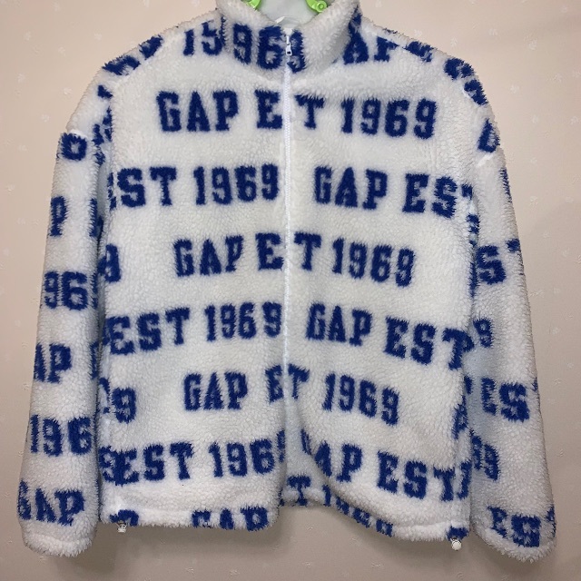 GAP ロゴ ボアアウター