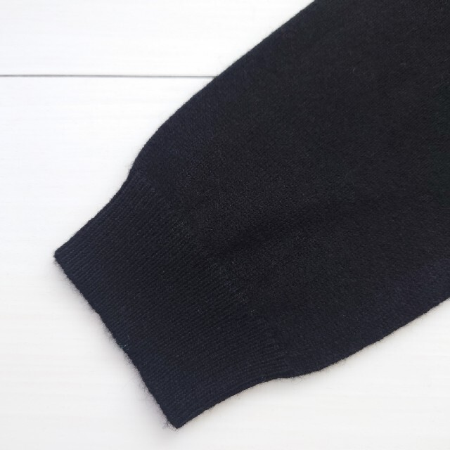 UNIQLO(ユニクロ)のユニクロ カシミヤ タートルネック セーター ブラック L 新品 レディースのトップス(ニット/セーター)の商品写真