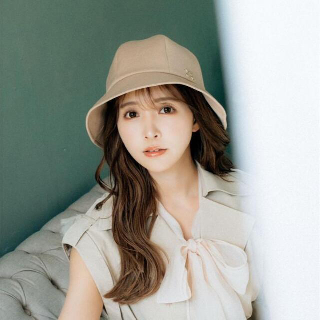 三上悠亜ちゃんコラボ CA4LA 箱付き - www.glycoala.com