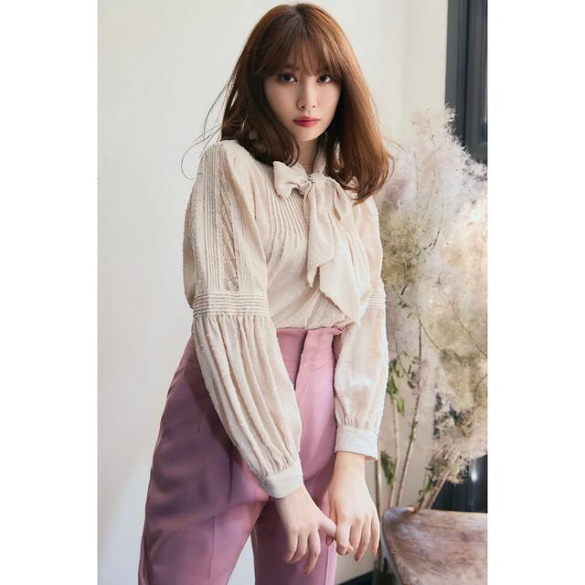 Bow-Tie Lace Trimming Blouse????her lip to