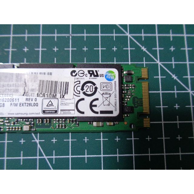 SAMSUNG 512GB M.2 SSD SATA 2280