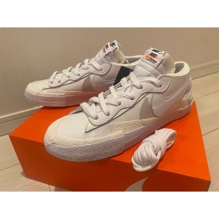 ナイキ(NIKE)の【sacai × Nike】 Blazer Low White Patent (スニーカー)