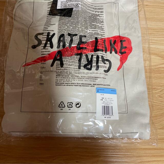 NIKE(ナイキ)のNike SB Skate Like A Girl 1 Fleece L/S M メンズのトップス(パーカー)の商品写真
