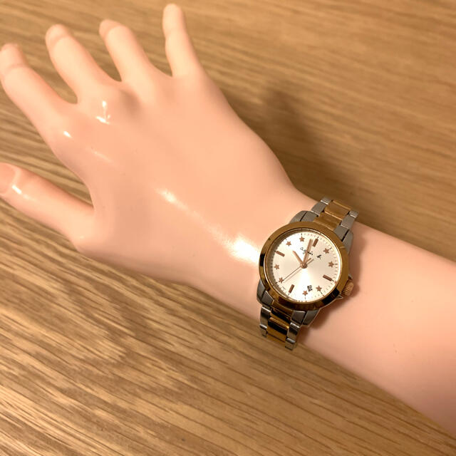 アニエスベー  レディース腕時計　人気　星　ゴールド　デイト付き　新品電池です☆