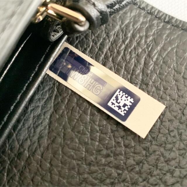 Chloe - 【新品】Chloe アルファベット チャーム無し フラップ長財布
