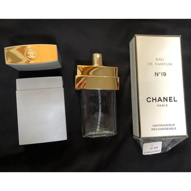 シャネル　CHANELNo.19 EAU DE TOILETTE　VAPORI