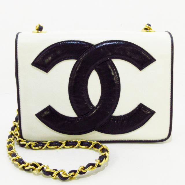 大感謝セール】 CHANEL 白 ココマーク ショルダーバッグ シャネル