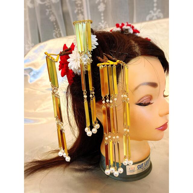 3-25 成人式　振り袖　髪飾り　着物　花魁　つまみ細工　クリスマス　ドレス　 レディースのヘアアクセサリー(その他)の商品写真