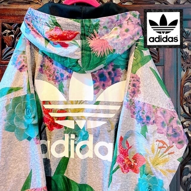 【美品】adidas　アディダス　総花柄　フラワー　ナイロンジャケット　パーカー