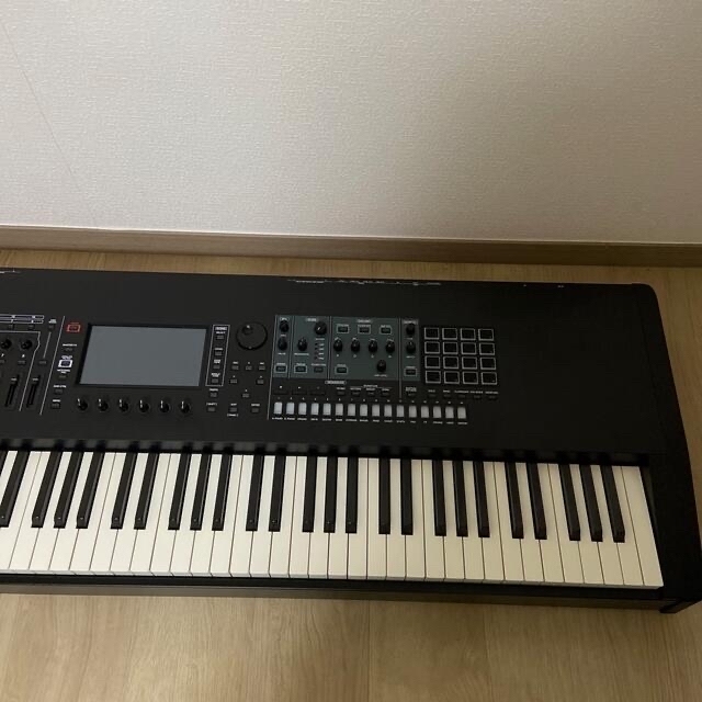 Roland(ローランド)の【ほぼ新品】Roland Fantom-8 ローランド シンセサイザー 88鍵 楽器の鍵盤楽器(キーボード/シンセサイザー)の商品写真