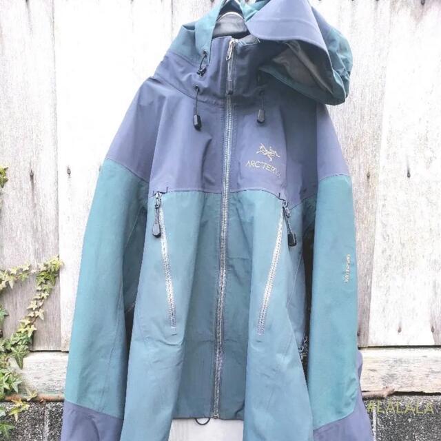 ARC'TERYX(アークテリクス)のVintage ARC'TERYX •  希少過ぎカラー • Canada メンズのジャケット/アウター(マウンテンパーカー)の商品写真