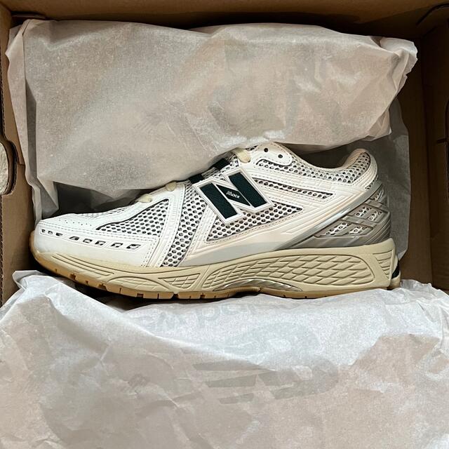 New Balance(ニューバランス)のニューバランス M1906RQ Silver/Green 26.5cm NB メンズの靴/シューズ(スニーカー)の商品写真