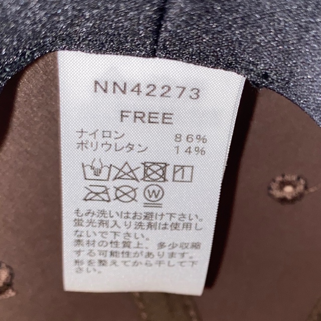 THE NORTH FACE(ザノースフェイス)のnorth face アクティブライト　グラフィックス　キャップ　キーホルダー スポーツ/アウトドアのアウトドア(その他)の商品写真