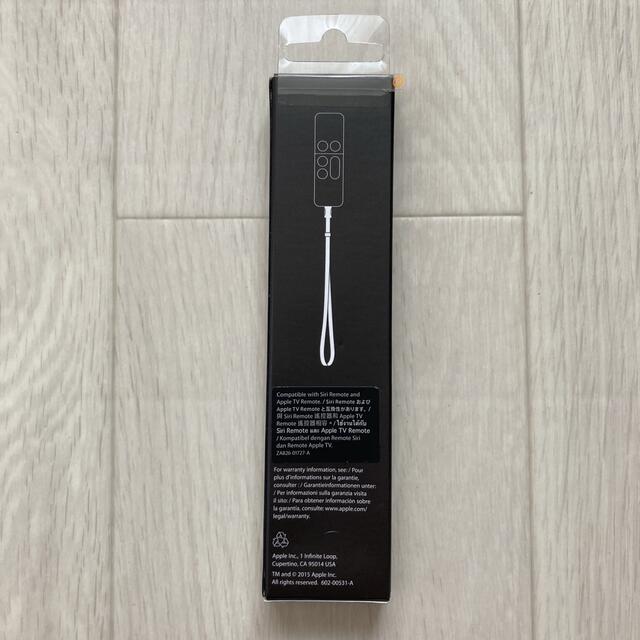 Apple(アップル)のMLFQ2ZA/A Apple Remote Loop スマホ/家電/カメラのスマホアクセサリー(ストラップ/イヤホンジャック)の商品写真