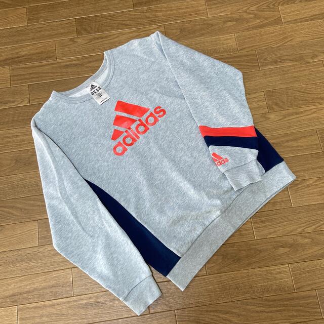 adidas(アディダス)のadidas トレナー　150 キッズ/ベビー/マタニティのキッズ服女の子用(90cm~)(Tシャツ/カットソー)の商品写真