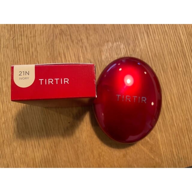 TIRTIR 赤クッション　ミニ　未使用 コスメ/美容のベースメイク/化粧品(ファンデーション)の商品写真