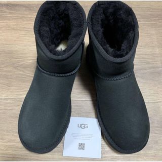 アグ(UGG)の新品未使用！正規品 UGGムートンブーツクラッシックミニ2 ブラック 23センチ(ブーツ)