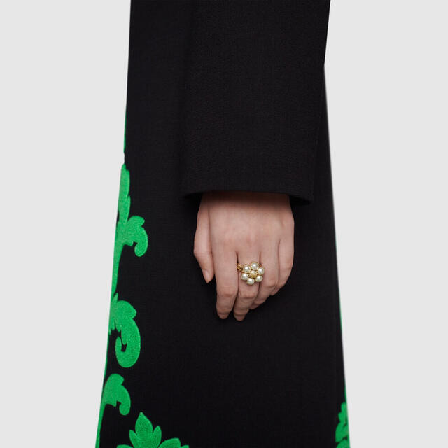 Gucci(グッチ)のGUCCI パールダブルＧリング XS レディースのアクセサリー(リング(指輪))の商品写真