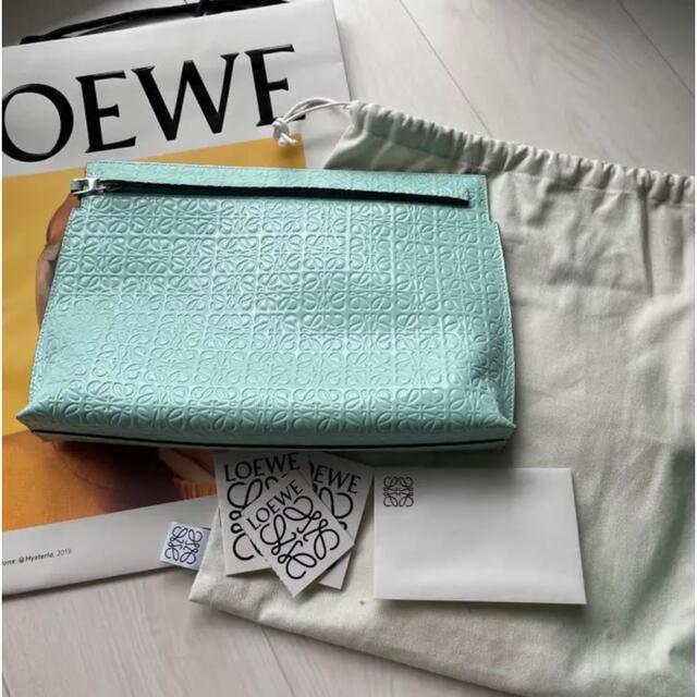 2022最新のスタイル LOEWE - ロエベTポーチ クラッチバッグ
