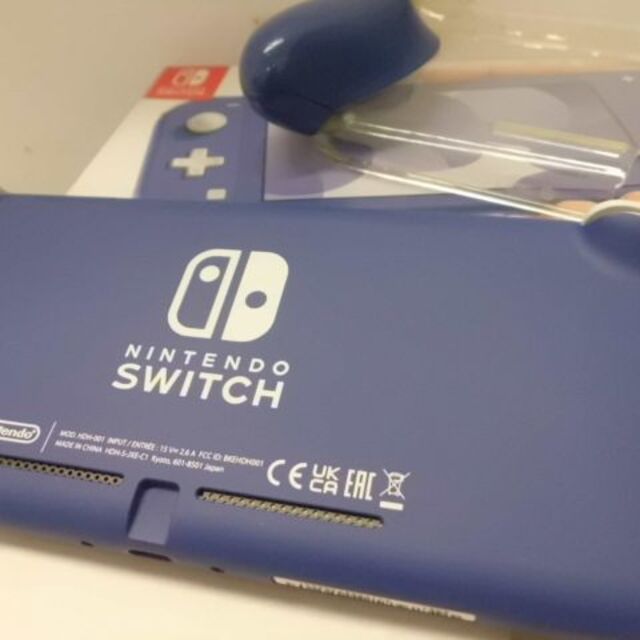 Nintendo Switch(ニンテンドースイッチ)のNintendo Switch Lite Blue任天堂スイッチライト エンタメ/ホビーのゲームソフト/ゲーム機本体(携帯用ゲーム機本体)の商品写真