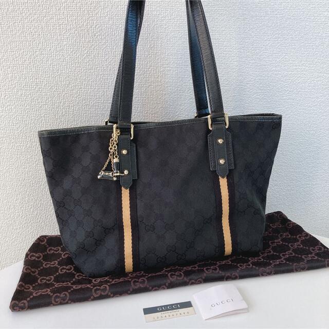Gucci - ☆GUCCI グッチ シェリーライン 黒 トートバッグ チャーム付き