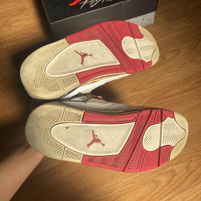 NIKE(ナイキ)のAIR JORDAN 4 RETRO "FIRE RED"（2012） メンズの靴/シューズ(スニーカー)の商品写真