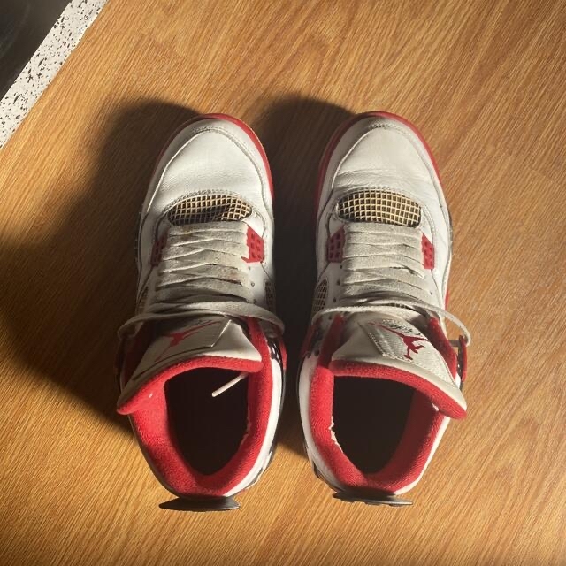 NIKE(ナイキ)のAIR JORDAN 4 RETRO "FIRE RED"（2012） メンズの靴/シューズ(スニーカー)の商品写真