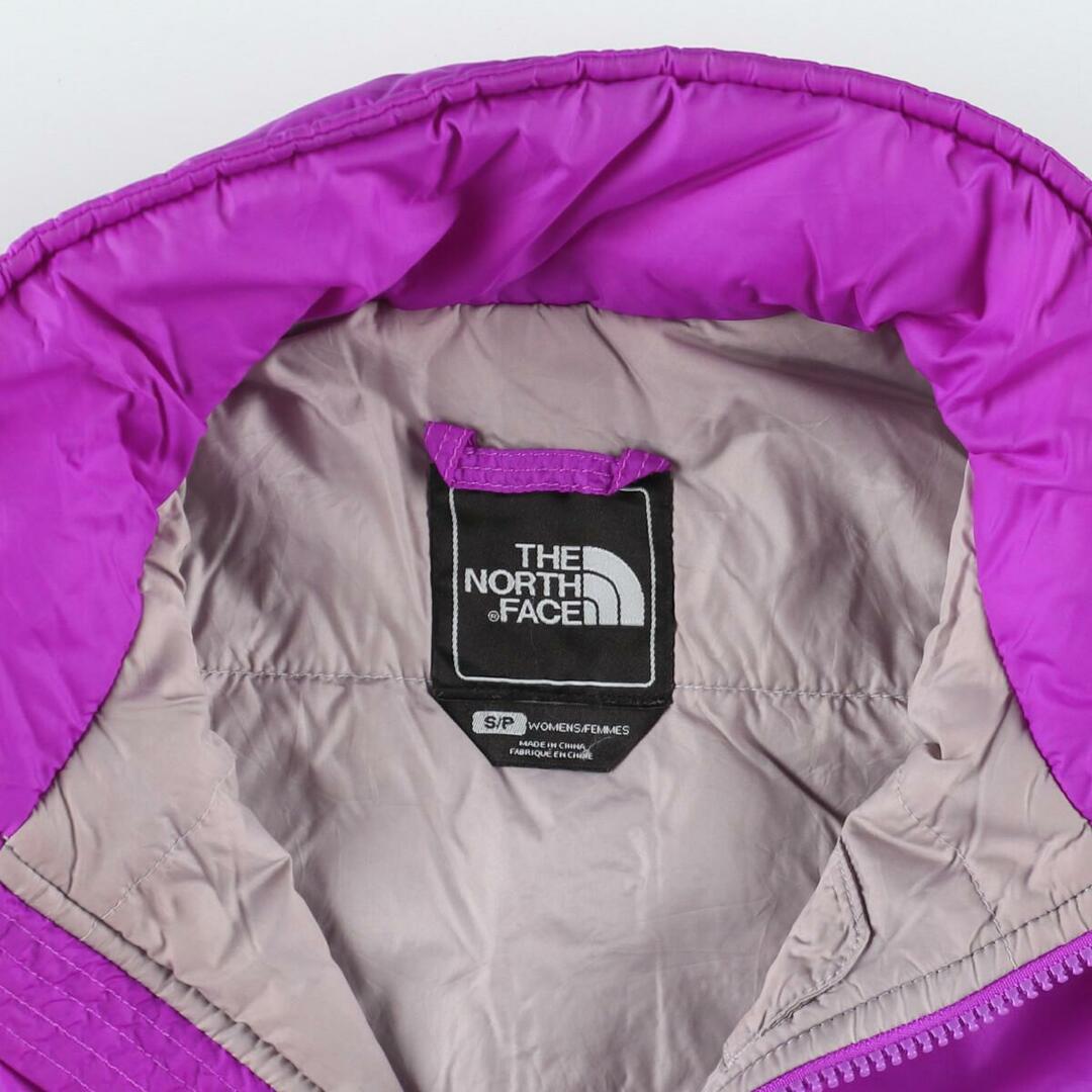 THE NORTH FACE(ザノースフェイス)の古着 ザノースフェイス THE NORTH FACE 中綿入り ナイロンジャケット レディースS /eaa207797 レディースのジャケット/アウター(ナイロンジャケット)の商品写真