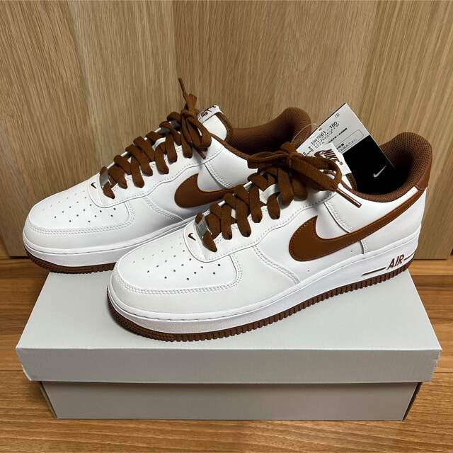 【新品・未使用】NIKE AIR FORCE 1 '07