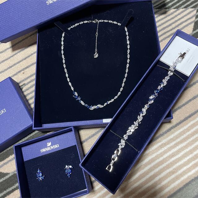 SWAROVSKI スワロフスキー ネックレス・ブレスレット・ピアスセット