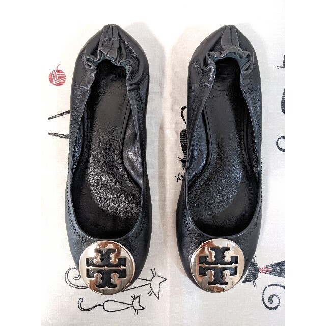 Tory Burch(トリーバーチ)のTORY BURCH トリーバーチ フラットシューズ 黒 ブラック 23cm レディースの靴/シューズ(バレエシューズ)の商品写真