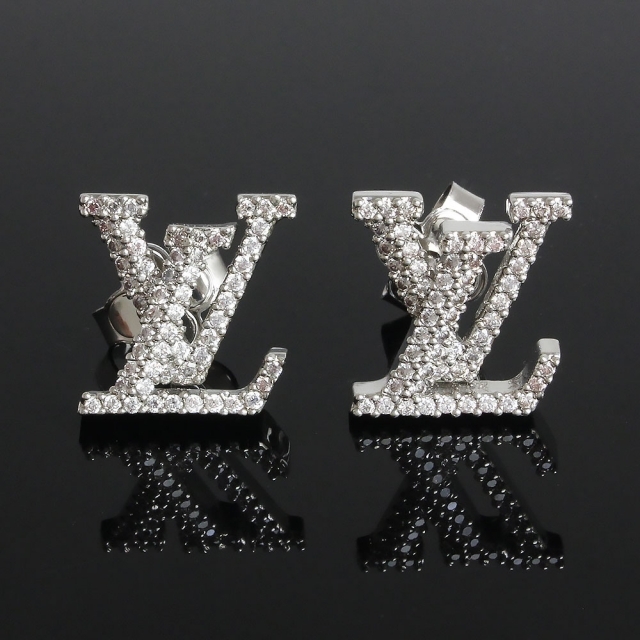 国内初の直営店 LOUIS VUITTON ルイヴィトン M00609 LVアイコニック