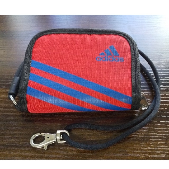 adidas(アディダス)のアディダス  財布 マジックテープ キッズ/ベビー/マタニティのこども用ファッション小物(財布)の商品写真