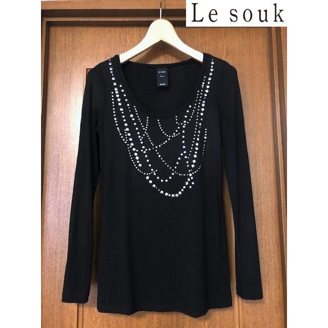 Le souk(ルスーク)の新品同様ルスークLE SOUK★スタッズ付カットソー／ブラック レディースのトップス(カットソー(長袖/七分))の商品写真